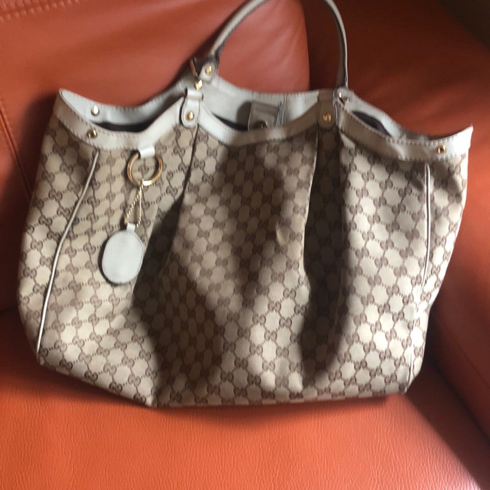 Gucci Large Sukey Bag